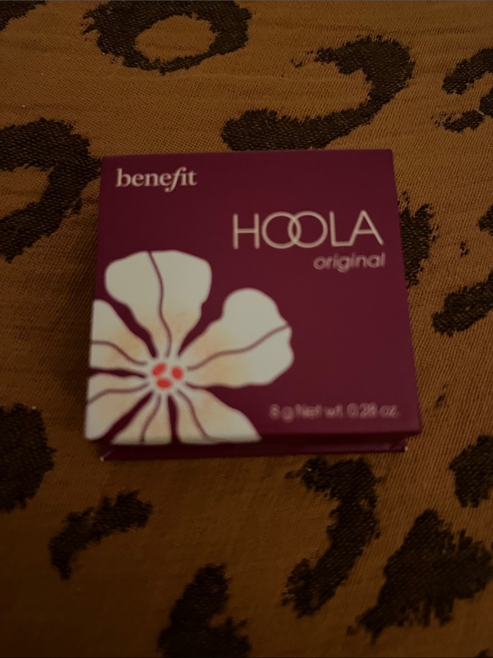 Benefit HOOLA Bronzer Compact in Plum and White Packaging